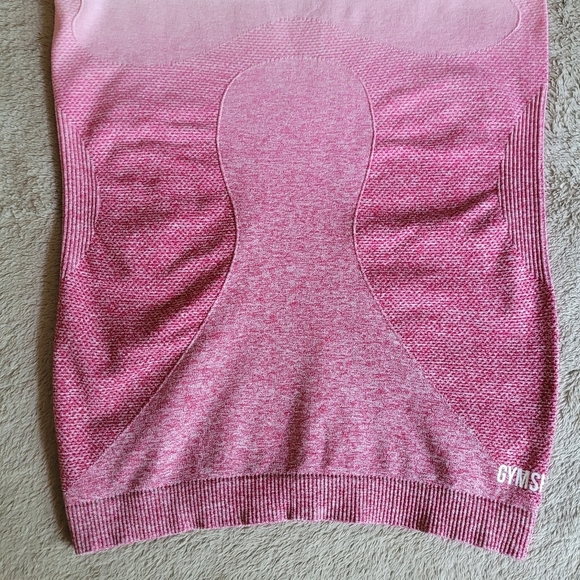 Gymshark pink ombre fitted high neck tank top size small - Picture 3 of 9